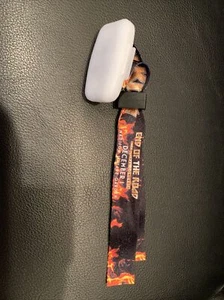 Pulsera KISS Madison Square Garden MSG 1 de diciembre fin de camino gira KISS RARO KISS - Imagen 1 de 5