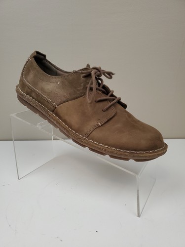 Scarpe stringate Clarks Artisan da donna Tamitha Daisy Oxford in pelle oliva taglia US 10