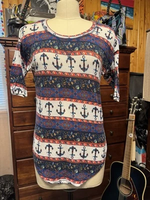 Camisa de béisbol Rue 21 colorida a rayas ancla manga 3/4, talla XS Foto 1 de 4