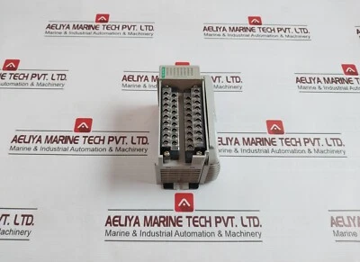 MODULE DE SORTIE ALLEN-BRADLEY 1769-OB32 COMPACT 32 POINTS SOLIDE D'ÉTAT 24 V CC - Photo 1/4