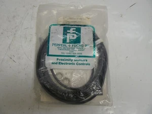 Pepperl + Fuchs 14745 proximity sensor new - Picture 1 of 4