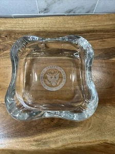 Vintage United States US SENATE SEAL Clear Etched Glass Crystal Ashtray -Square - Picture 1 of 8