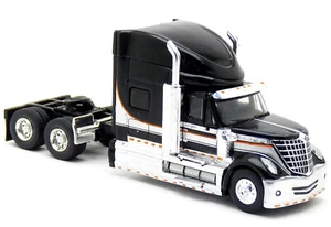 Brekina 85825, International Lonestar, nero/argento, modello US Truck 1:87 (H0) - Foto 1 di 8