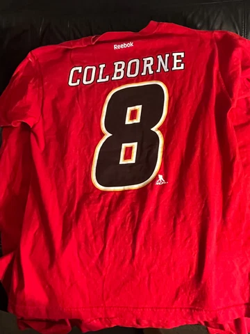 Joe Colborne Calgary flames t shirt jersey NHL Reebok Medium near mint nice find Cover