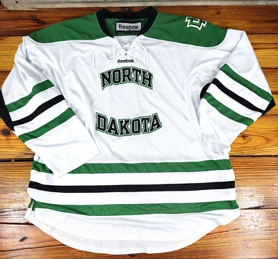 VTG Rebook University of North Dakota Hockey Jersey Mens Size 3XL MINT Condition - Image 1 of 4