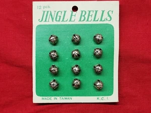 Jingle Bells 1/4 Pollice Acciaio Nuovo Vecchio Stock - Foto 1 di 3
