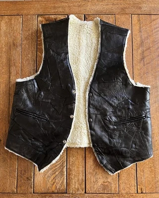 Colete de motociclista vintage mexicano couro de cabra patchwork forro poli sherpa preto tamanho GG - Imagem 1 de 4