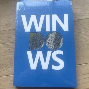 Microsoft Windows Brand Book New Sealed Softcover Marketing Logo Advertising - Foto 1 di 10
