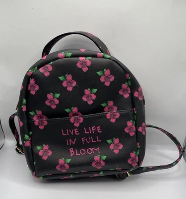 Mini Mochila Betsy Johnson Negra Rosa Caliente Rosas Foto 1 de 4