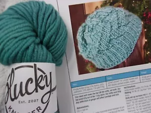 Loops Club exclusive yarn and Pattern - Zig Zag Purls - Merino/Cashmere/alpaca - Picture 1 of 4