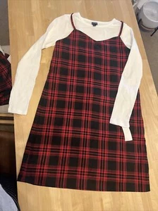 art class Girls dress Red Plaid With Long Sleeve Shirt Size M (7/8) - Picture 1 of 4