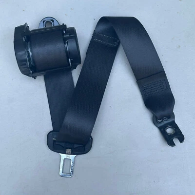 Cinturón de seguridad trasero Volkswagen Golf R 17 2015-2021 usado OEM (5gm-857-805-b-raa) L R Foto 1 de 4