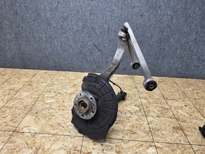 LEFT FRONT SPINDLE KNUCKLE W/CONTROL ARM OEM 40K 14-19 MASERATI GHIBLI S - Picture 1 of 10