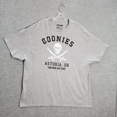 Camisa Goonies Hombres 2X Gris Never Say Die Calavera Espadas Logo Gráfico Cuello Redondo Camiseta Foto 1 de 4