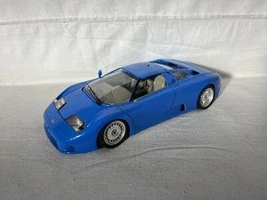 Burago 1/18 Scale Die Cast Model Bugatti EB110 - Blue - Picture 1 of 11