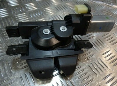 JEEP COMPASS II 2021 MOPAR _ Cierre centralizado trasero 68247939AC Foto 1 de 3