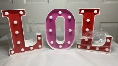 Carpa Iluminada Letras "LOL" Letrero Plástico Pared Mesa Decoración Funciona con Pilas Foto 1 de 4