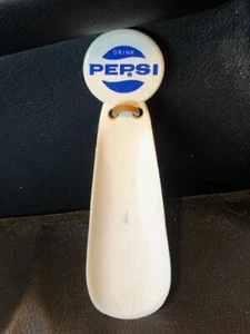 Scarpiera vintage DRINK PEPSI plastica bianca con cinturino pelle prodotto pubblicitario - Foto 1 di 3