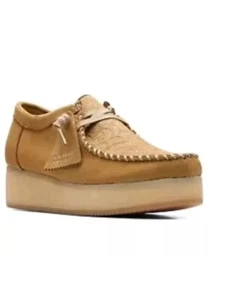 Clarks Originals WALLACRAFT LO Tan Embroidery Nubuck Leather Shoes UK 8 D EU 42 - Picture 1 of 7