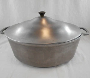 Roaster 6 Quart 15'' Oval with Lid Modern Health Ware Aluminum Vintage - Picture 1 of 10