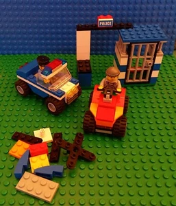 Lego 4636 Bricks & More. Police Building Set. 2 figures & cars, jail. Complete - Picture 1 of 12