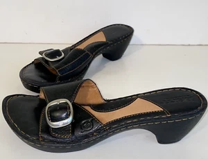 Born Black Pebbled Leather with Silver Front Buckle Comfort Slide Sandals Size 7 - Picture 1 of 23