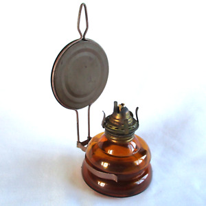 Lampe à huile de patio vintage miniature en verre ambre base réflecteur métallique Japon 7,5""