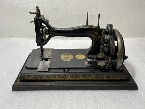 Antique G.N&C.ca.A Grimme Natalis & Co. Original Princess Sewing Machine Germany Cover