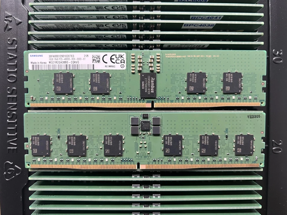 SAMSUNG 16GB RAM ECC RDIMM 1Rx8 DDR5 PC5-4800B ECC REG Sever Memory - Image 1 of 1