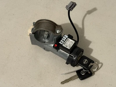 07-09 Conjunto de carcasa interruptor de bloqueo de encendido Nissan Versa con llave 28590-C9968 Foto 1 de 3