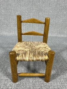 VINTAGE WOODEN DOLL CHAIR FOR 12” DOLLS WOVEN SEAT WOOD CHAIR - Picture 1 of 14