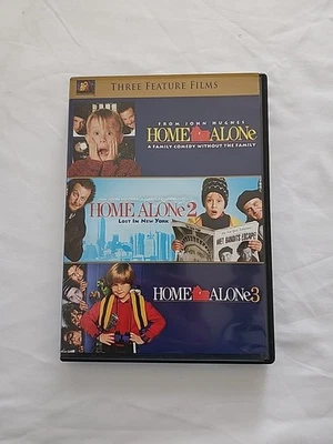 Home Alone: Three Feature Films Trilogy. (Home Alone, Lost In New York, 3 ) DVD  - Image 1 of 4
