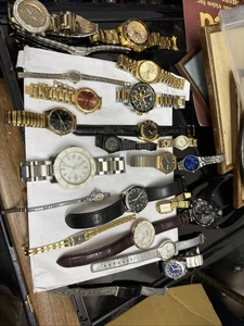 Uhren Konvolut wenn 23 für Teile oder funktioniert nicht  - Bild 1 von 24