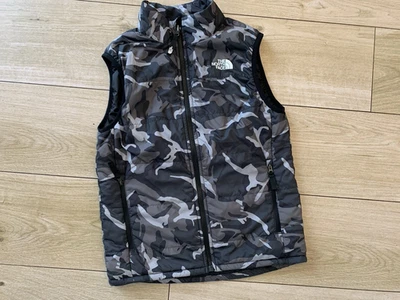 Boys 2025 Camo THE NORTH FACE GILET Jacket (age10-11) - Image 1 of 4