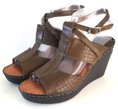 Brown Lether Wedge Platform Women's Sandals Size-8 - Image 1 of 4