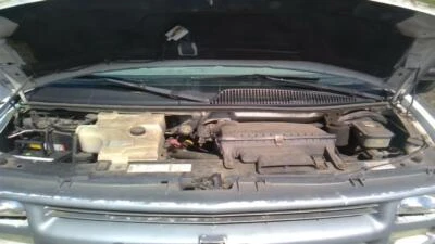 Used Automatic Transmission Assembly fits: 1998 Chevrolet Express 2500 van AT 4L — 第 1/4 张图片