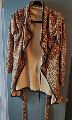 Женщин маленький до среднего леопард печать халат и 32B бюстгальтер La Senza бренд - Изображение 1 из 4