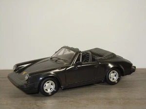 Porsche 911 SC - Polistil 02215 Italy 1:25 *58079 - Imagen 1 de 3