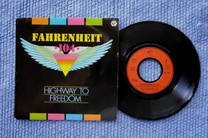 FAHRENHEIT 104 / SP BABY 883 895-7 / 1986 (F) - Picture 1 of 2