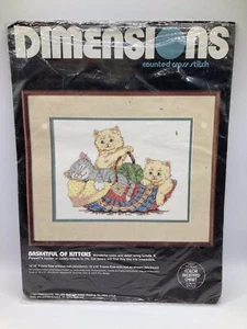 1989 DimensionsCounted Cross stitch— A Basketful of Kittens-New in Package  - Bild 1 von 3