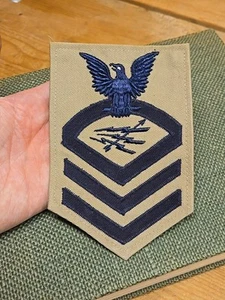 WW2 Era Navy CPO Radarman On Khaki /Tan Rate Patch Rare Variant RDM NAVY Patch - Picture 1 of 18