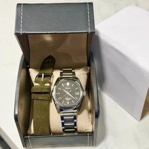 Reloj mecánico automático Seiko SARB033 esfera negra con 2 correas ¡en un bonito estuche! - Imagen 1 de 15