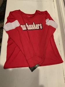 NEW Womens Nebraska Huskers Red Long Sleeve Shirt Top 60% Cotton 40% Poly Sz M - Picture 1 of 2