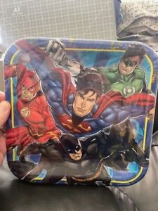 JUSTICE LEAGUE LARGE PAPER PLATES (8) ~ Birthday Party Supplies Dinner Batman