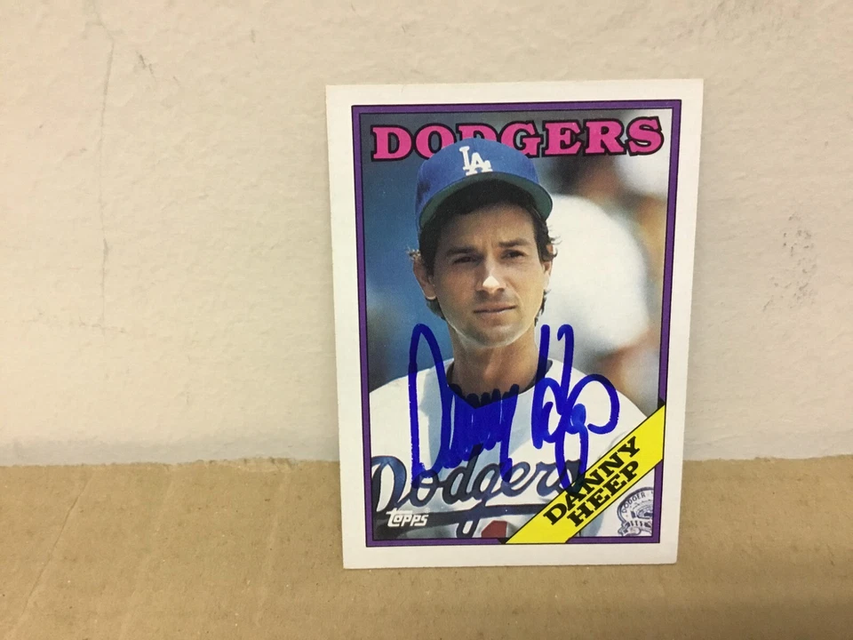 Danny Heep Autographed Card - 1988 Topps Baseball - Los Angeles Dodgers - Image 1 of 1