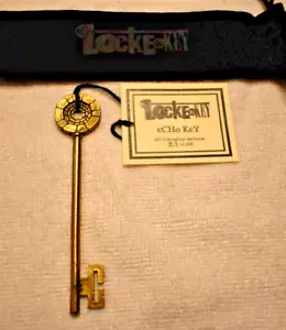 Locke & Key Skelton Crew Studios Echo Key 2010 BangPop! Exclusive 87/500 - Picture 1 of 6