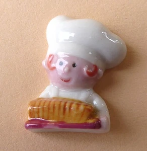 Fava Los Pequeños Gourmands En El Trabajo - 2014 - Pastelero Con Un Pastel - Picture 1 of 1