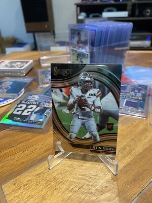 Justin Fields Field Level Select Rookie Chicago Bears - Image 1 of 2