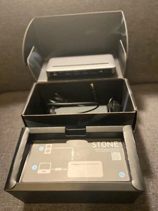MacBook Henge Docks STONE Tethered Docking USB-C Multiport Desktop Station - Bild 1 von 11