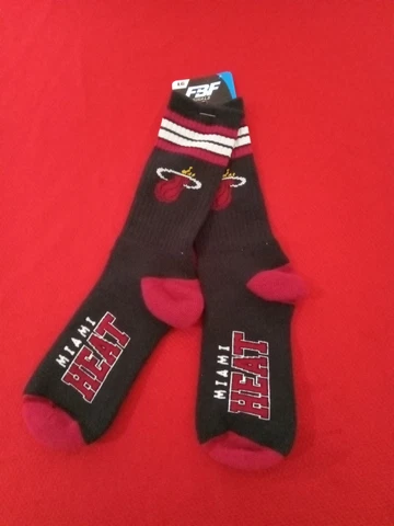 Miami Heat Men's Crew Socks Large Size 10 to 13 4 Stripe Cover